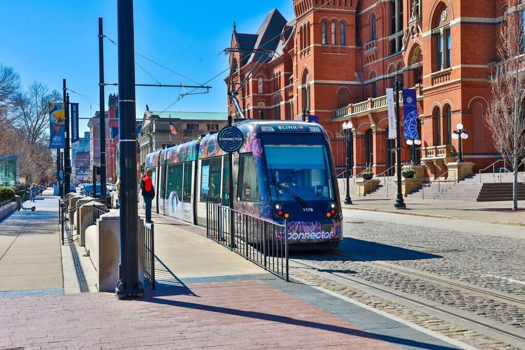 **New Radiant Stay In The Thrust Of Otr* W/Parking Cincinnati Dış mekan fotoğraf